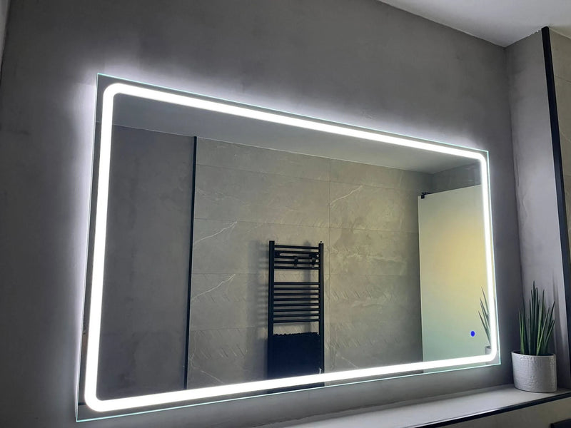 Lucía Agatiello’s bathroom, see detail