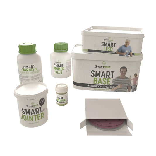 Imagen de los envases que componen el kit de microcemento Smartcret para encimera con juntas de 4m².