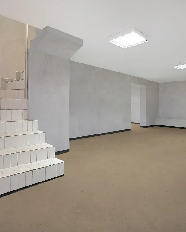 Basement with microcement floor